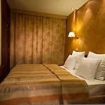 Otel Hp Park Plaza