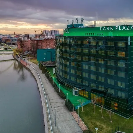 Hp Park Plaza 4*