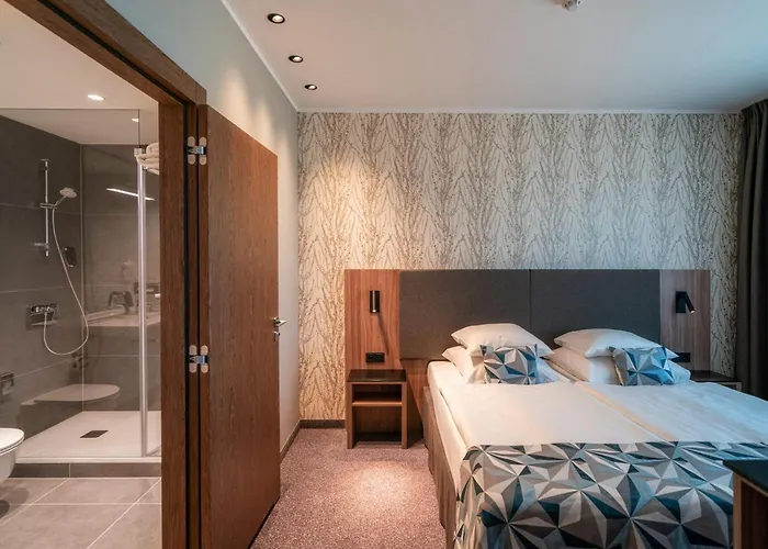 Otel Hp Park Plaza 4*