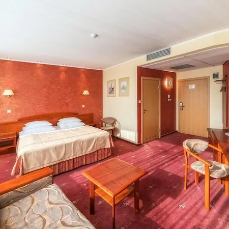 Hp Park Plaza Hotell