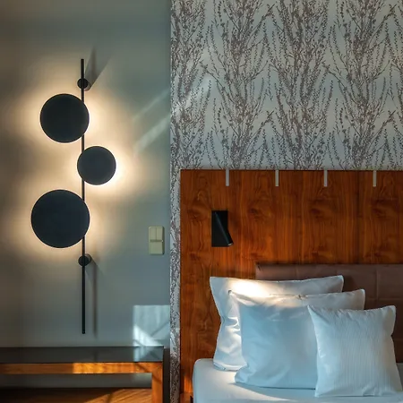 Hp Park Plaza 4*