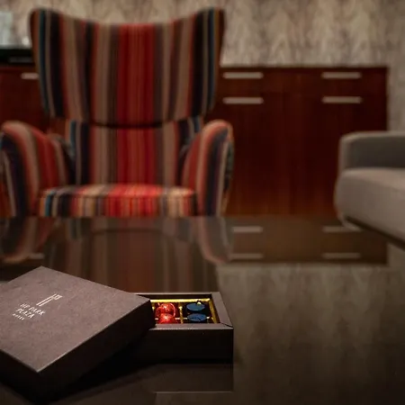 Hp Park Plaza 4*