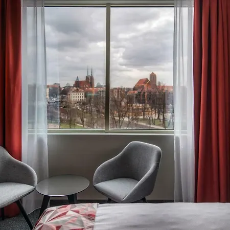 Hp Park Plaza 4*