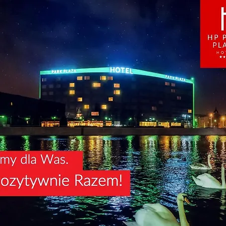 Hp Park Plaza Otel 4*